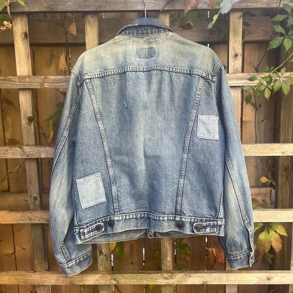 Vintage Levi’s Trucker Denim Jacket Light Wash Classic 90s - Picture 4 of 5